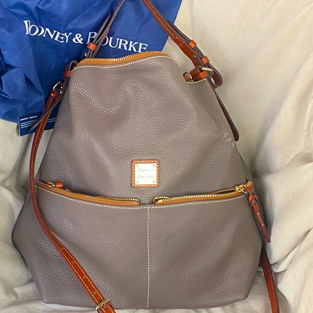 Dooney & Bourke Dillon Medium Pocket Sac